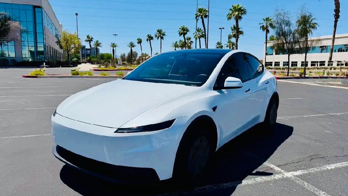 Tesla Model Y 2026 in 