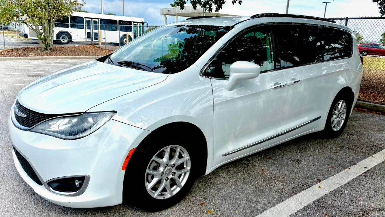 Chrysler Pacifica 2020 in 