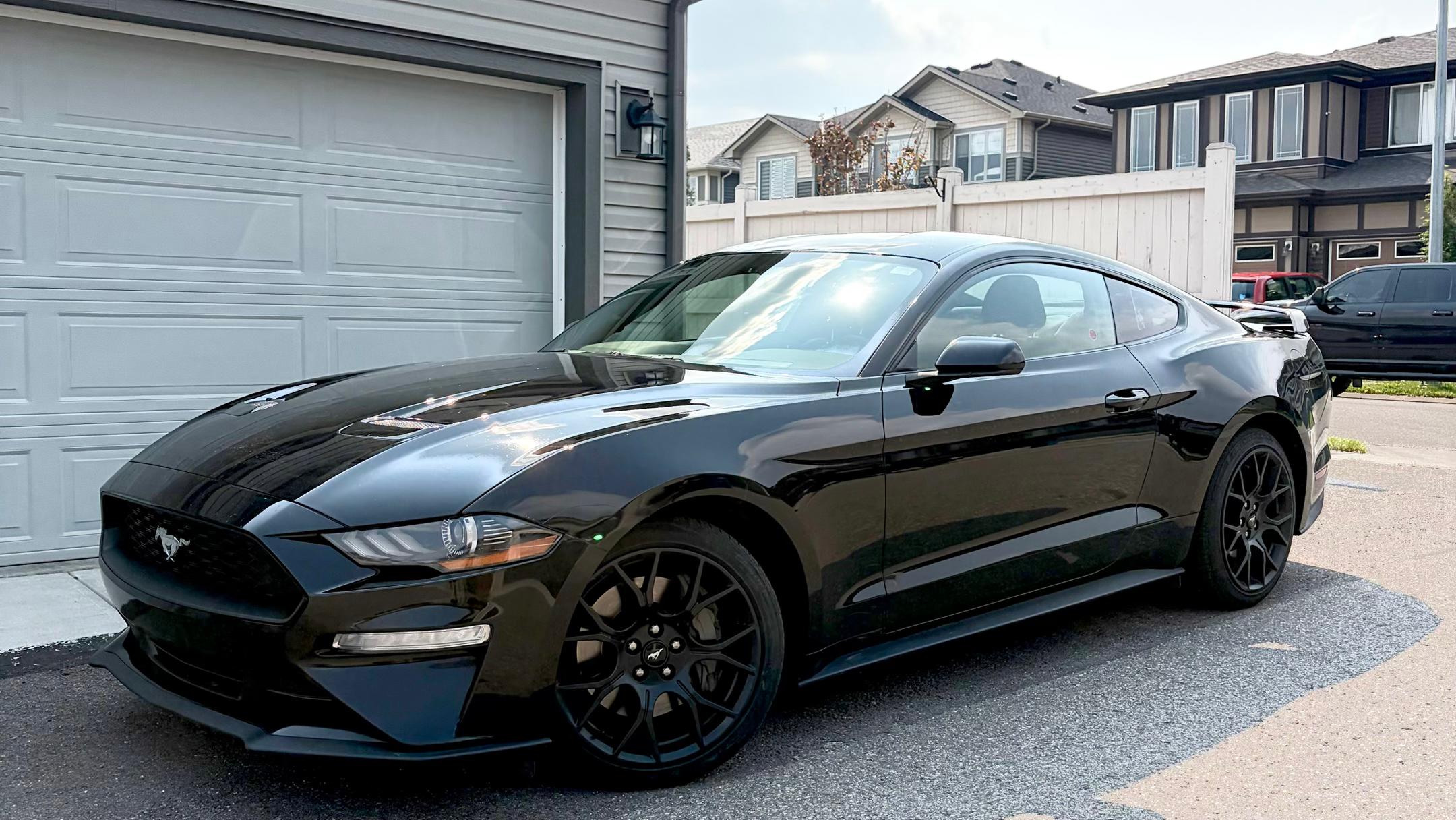 Ford Mustang 2018 in Airdrie, AB
