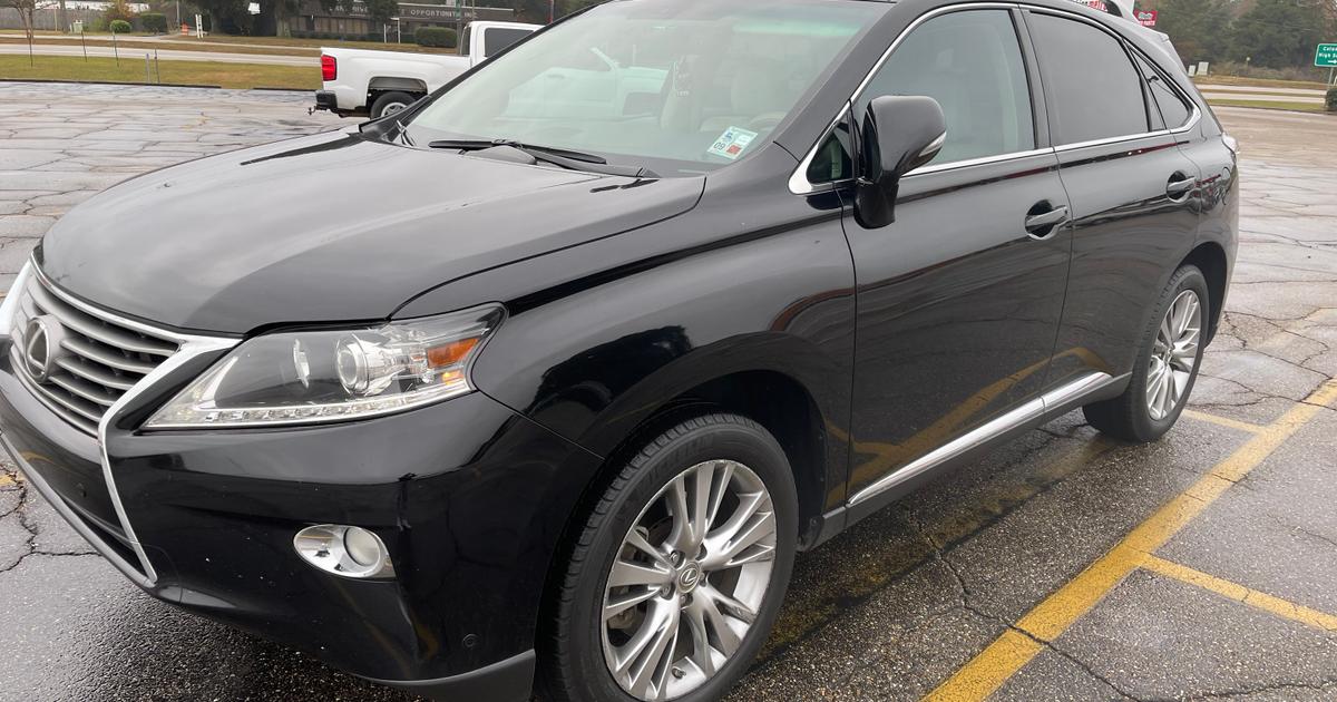 Lexus RX 350 2013 rental in Baton Rouge, LA by Minhtri V. Turo