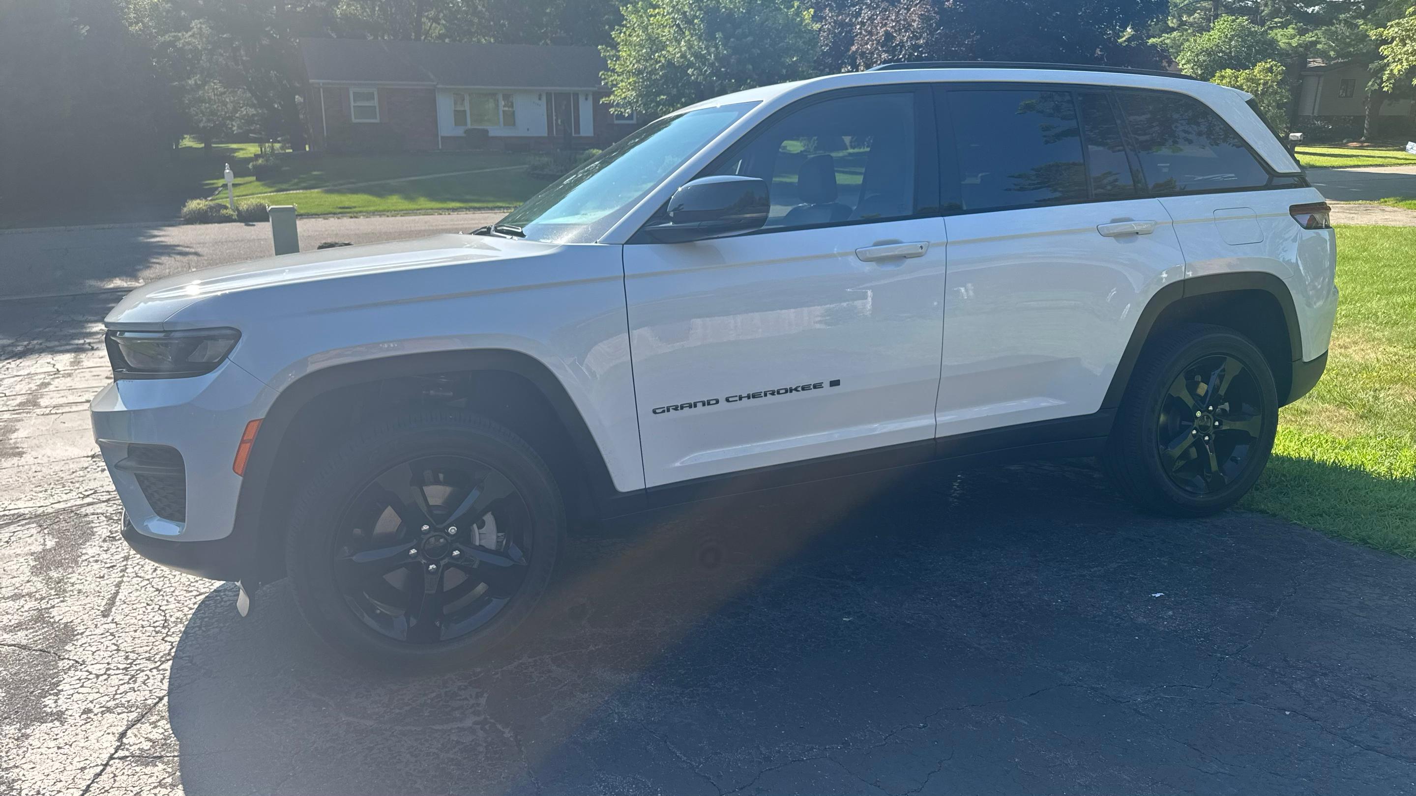 Jeep Grand Cherokee 2025 in 