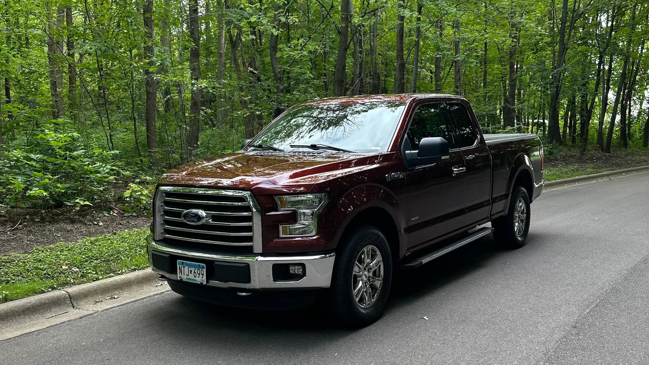 Ford F-150 2015 in Plymouth, MN