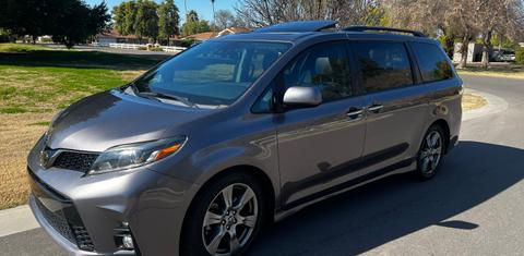 Toyota Sienna 2019