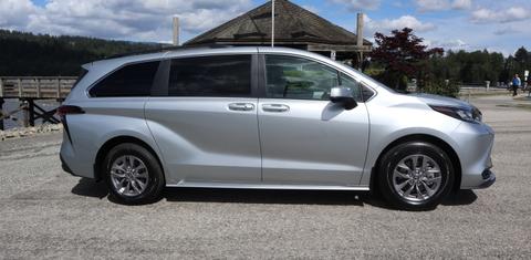 Toyota Sienna 2024