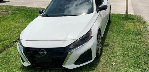 Nissan Altima 2024