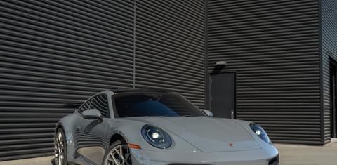 Porsche 911 2025