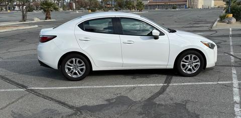 Scion iA 2016