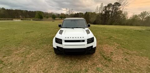 Land Rover Defender 2024