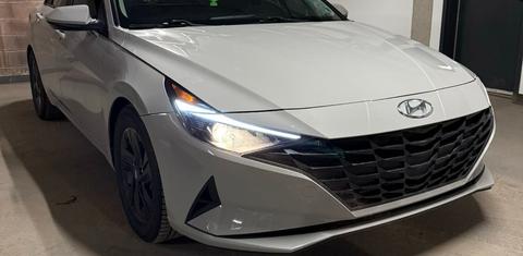 Hyundai Elantra 2021