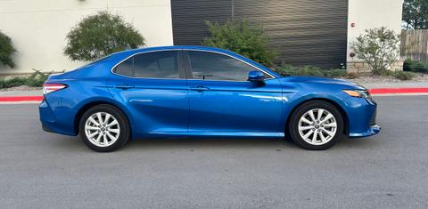 Toyota Camry 2019