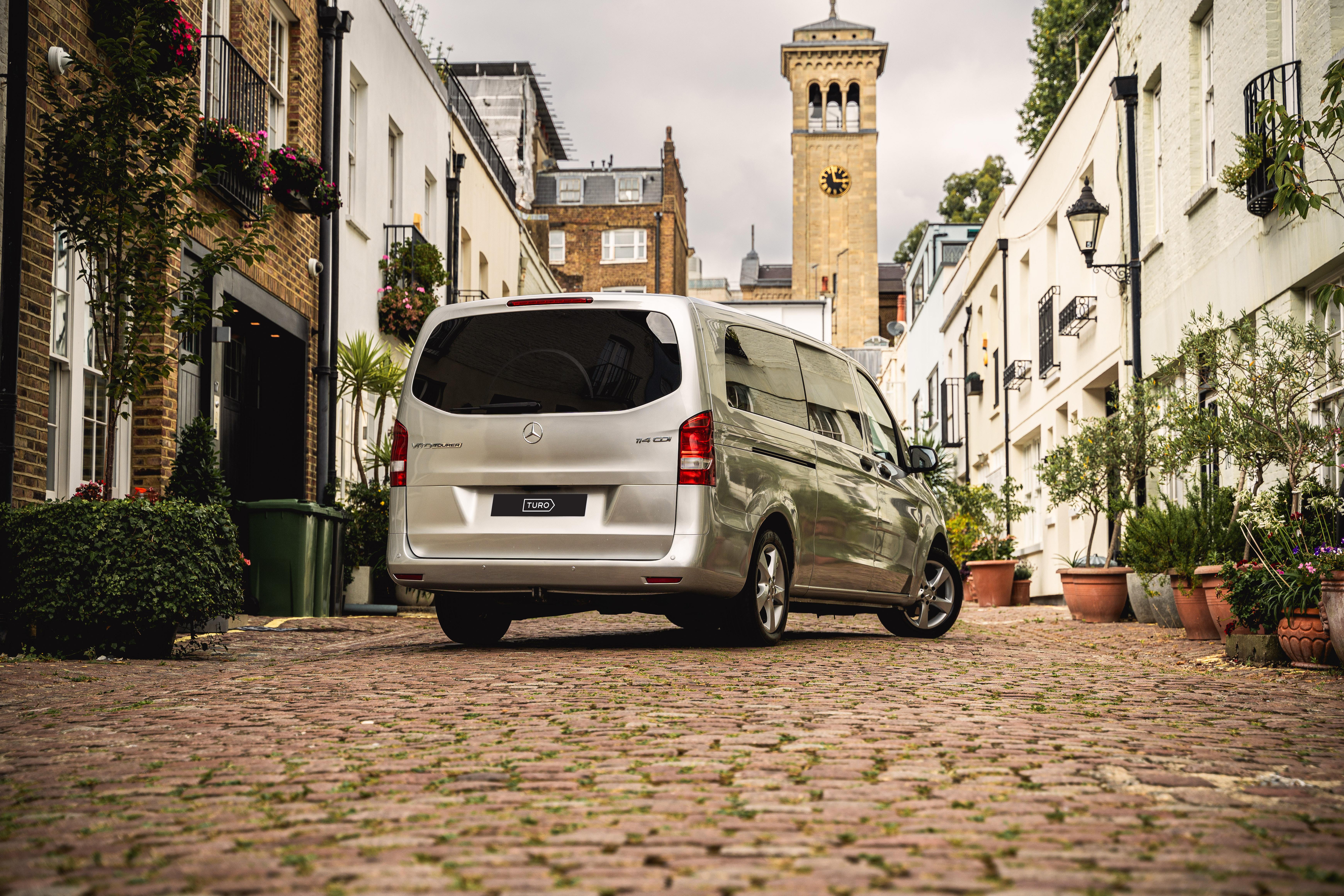 Mercedes-Benz Vito 2019 in Englefield Green