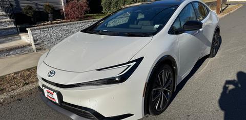 Toyota Prius 2024