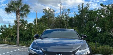 Lexus RZ 2023