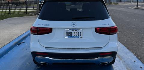 Mercedes-Benz GLB-Class 2023