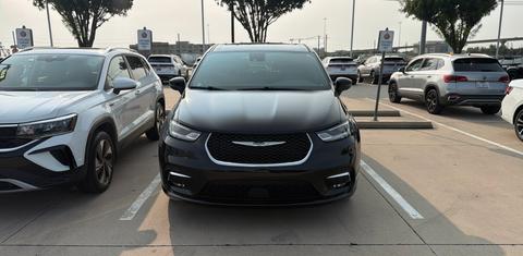 Chrysler Pacifica 2025