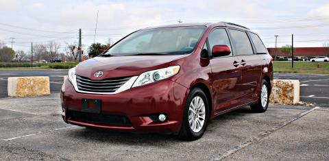 Toyota Sienna 2014