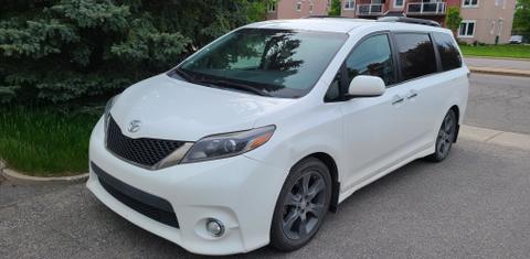 Toyota Sienna 2016