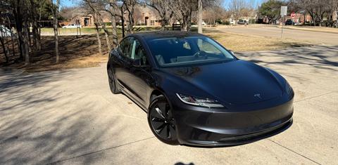 Tesla Model 3 2024