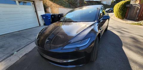 Tesla Model 3 2025
