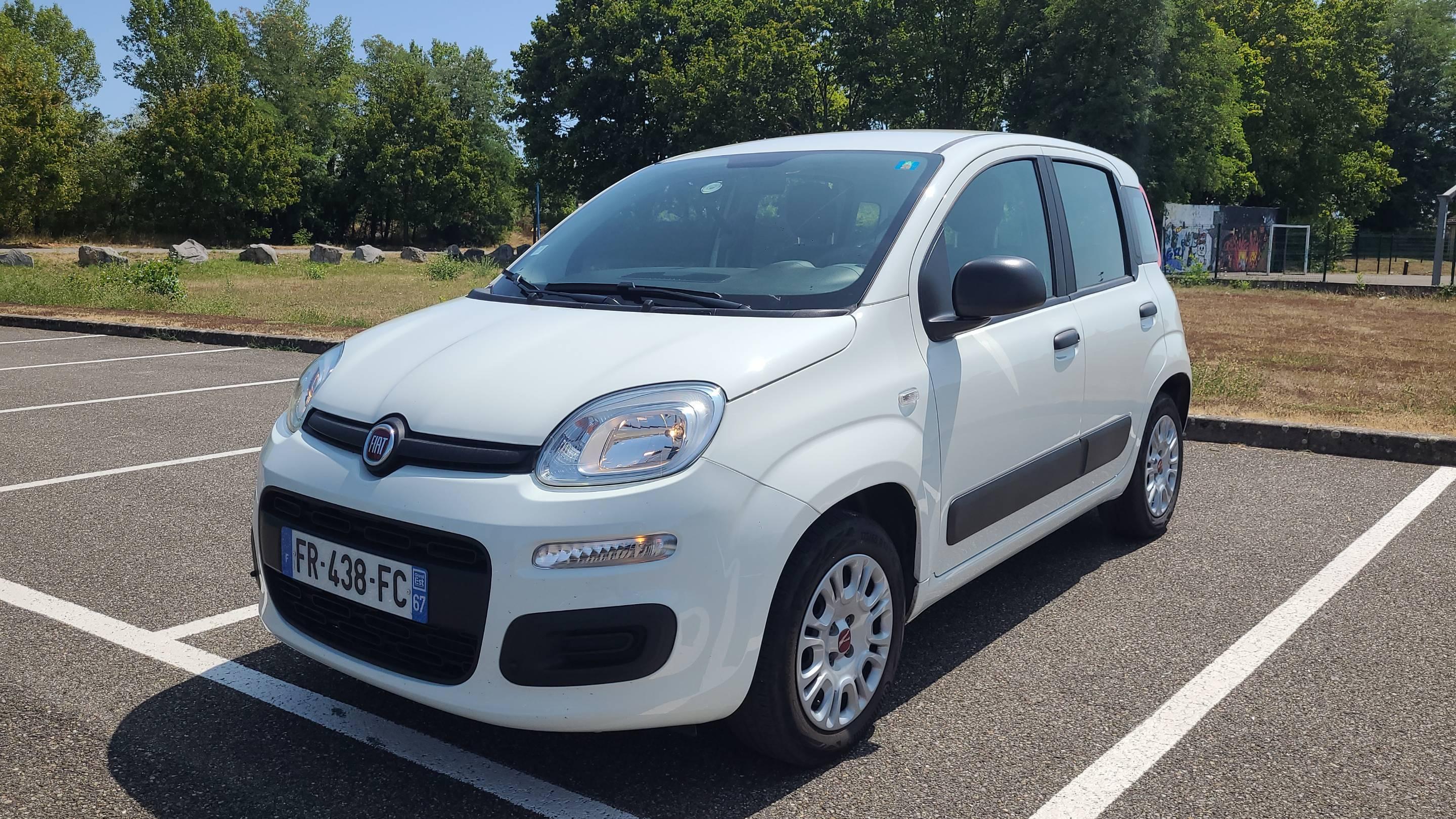 FIAT PANDA 2020 in Village-Neuf