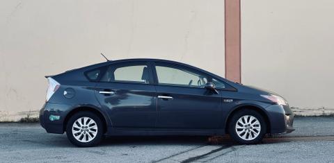 Toyota Prius Plug-In 2014