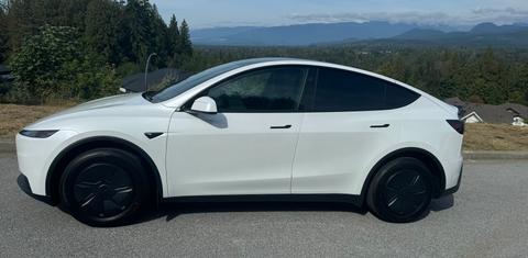 Tesla Model Y 2026