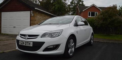 Vauxhall Astra 2015