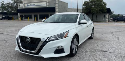 Nissan Altima 2020