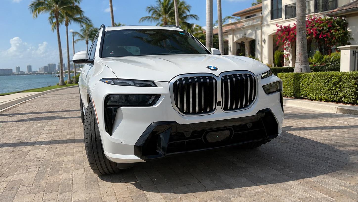BMW X7 2023 in Hallandale Beach, FL