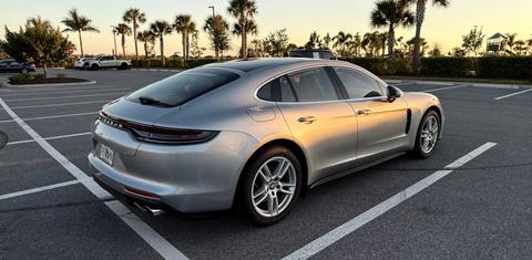 Porsche Panamera 2021