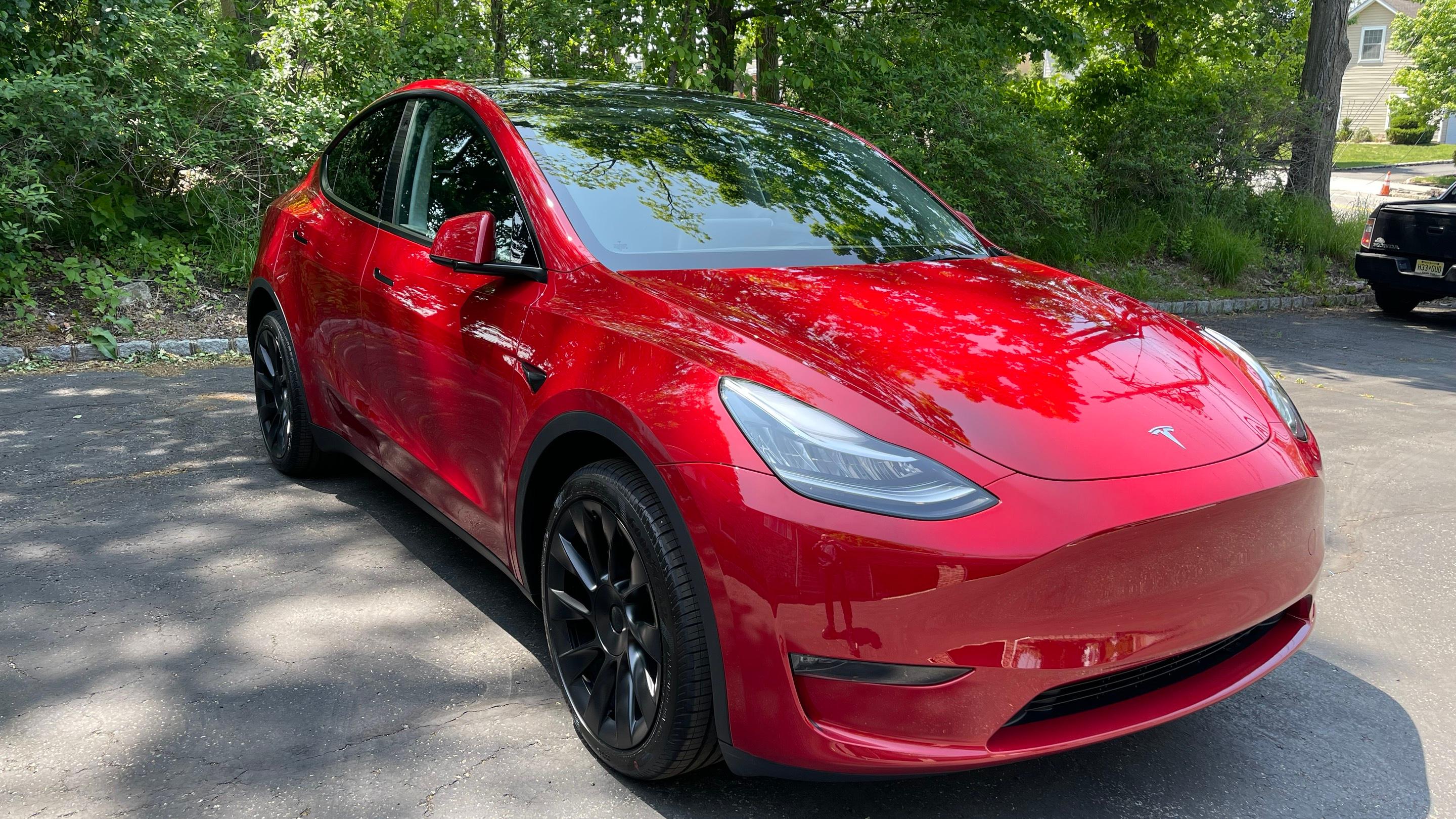 Tesla Model Y 2023 in East Hanover, NJ