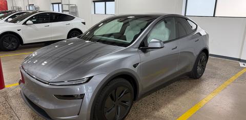 Tesla Model Y 2026