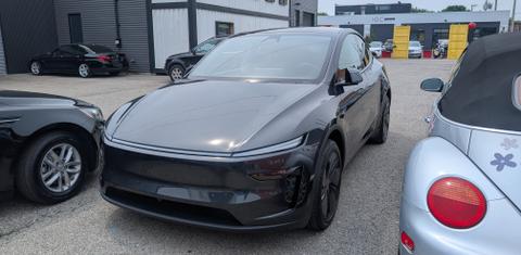 Tesla Model Y 2026