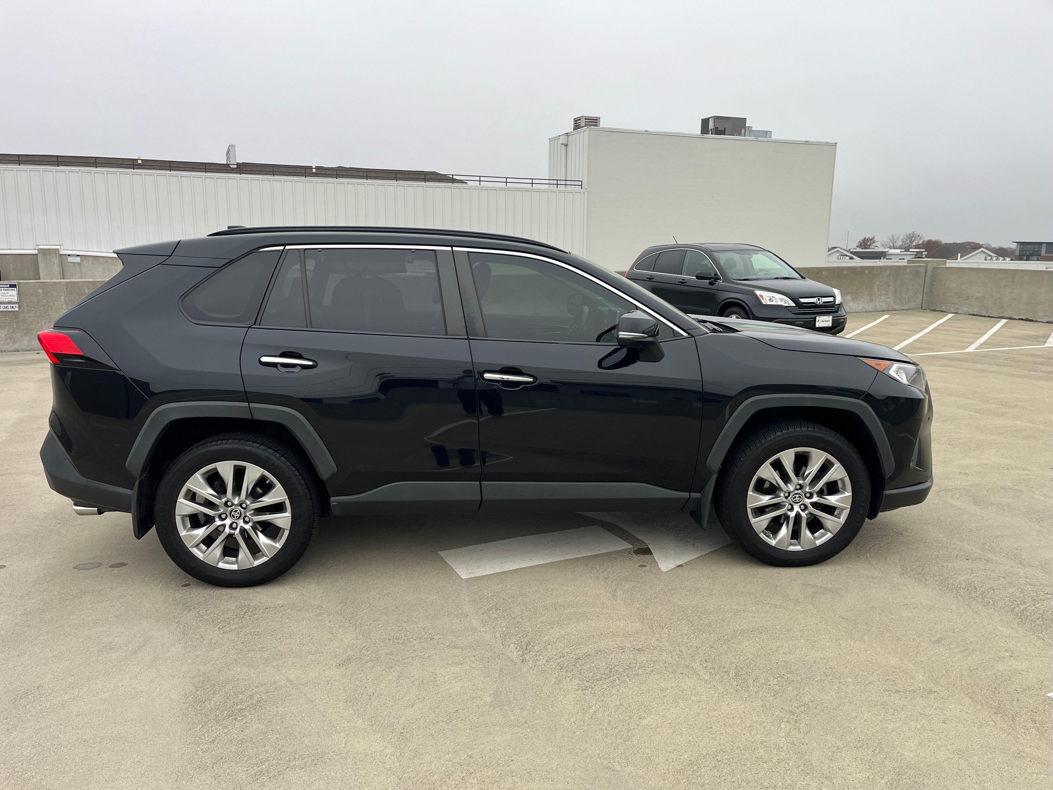 Toyota RAV4 2019 in Fishers, IN