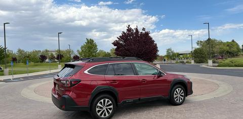 Subaru Outback 2025