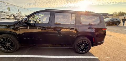 Jeep Grand Wagoneer 2023