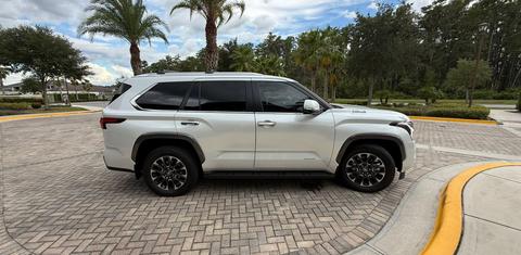 Toyota Sequoia 2026