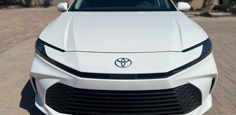 Toyota Camry Hybrid 2025
