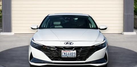 Hyundai Elantra Hybrid 2023
