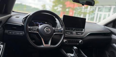 Nissan Altima 2023