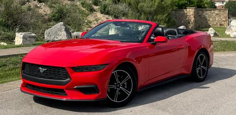 Ford Mustang 2025