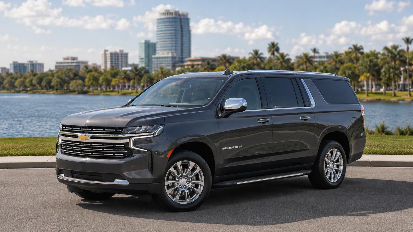 Chevrolet Suburban 2023 in 