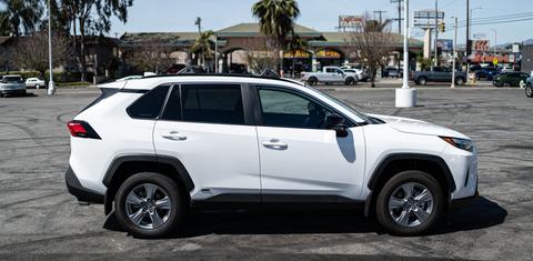 Toyota RAV4 Hybrid 2025