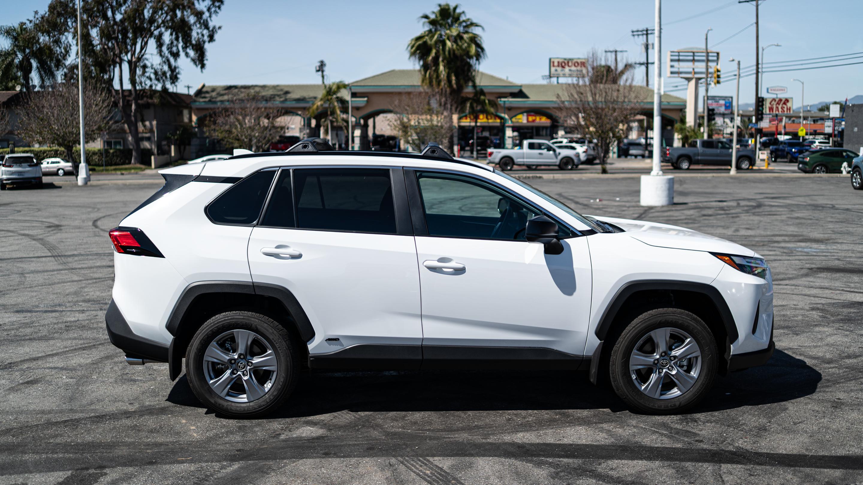 Toyota RAV4 Hybrid 2025 in Panorama City, CA