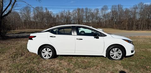 Nissan Versa 2025