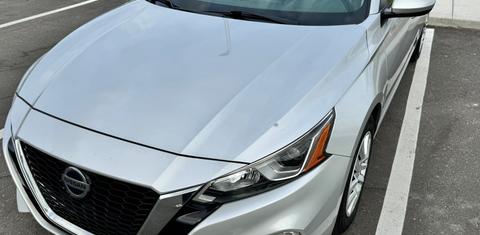 Nissan Altima 2021