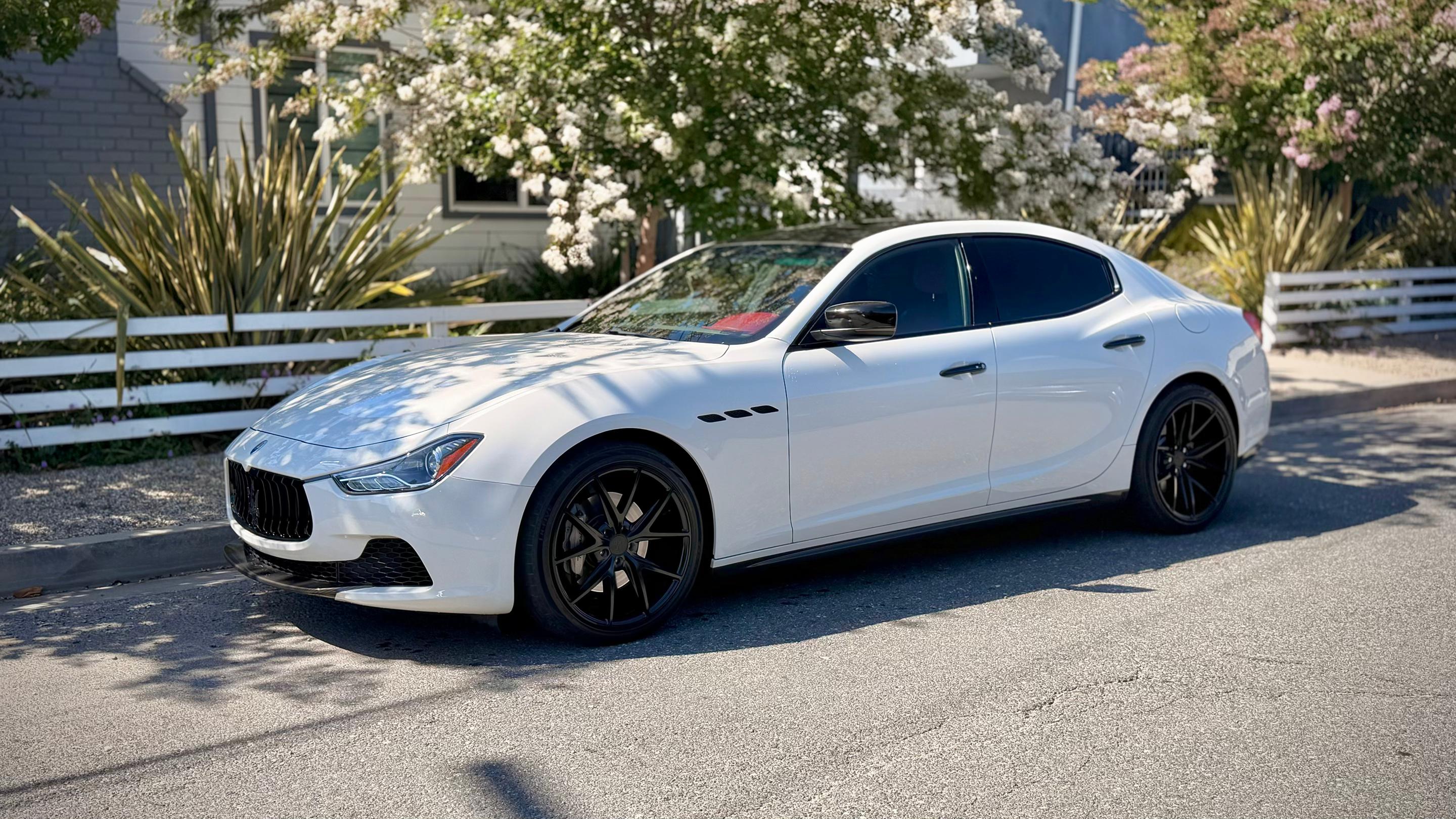 Maserati Ghibli 2016 in Los Angeles, CA