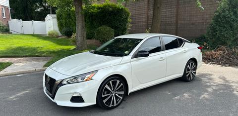 Nissan Altima 2020