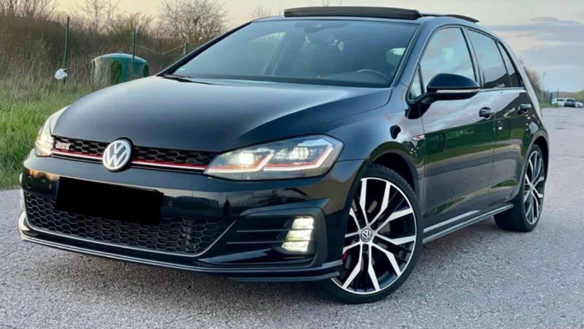 Volkswagen GOLF 2019 à Les Rousses