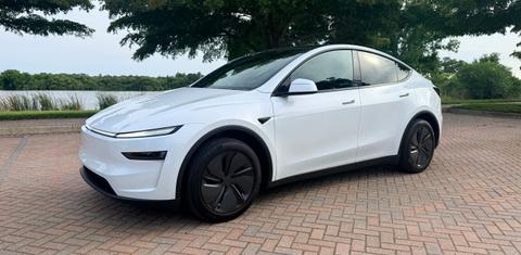 Tesla Model Y 2026